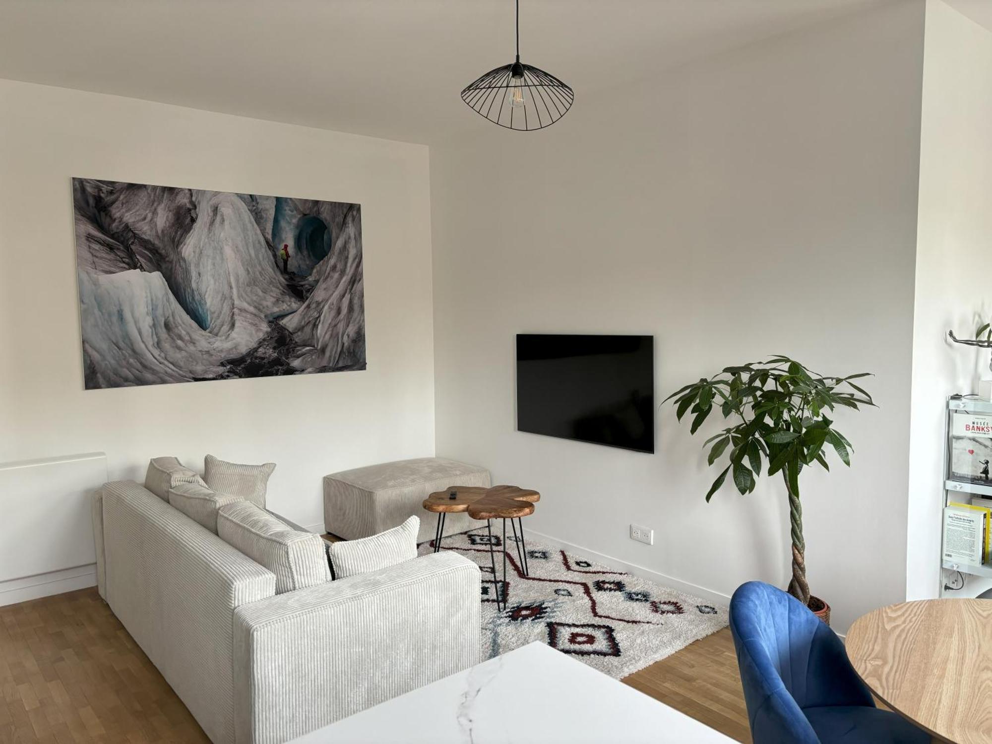 Le Boudoir - 2 Pieces Et Parking Apartment Льо Плеси-Робенсон Екстериор снимка