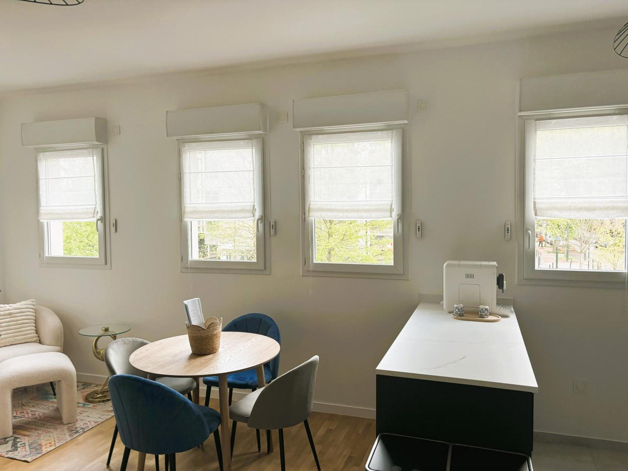 Le Boudoir - 2 Pieces Et Parking Apartment Льо Плеси-Робенсон Екстериор снимка