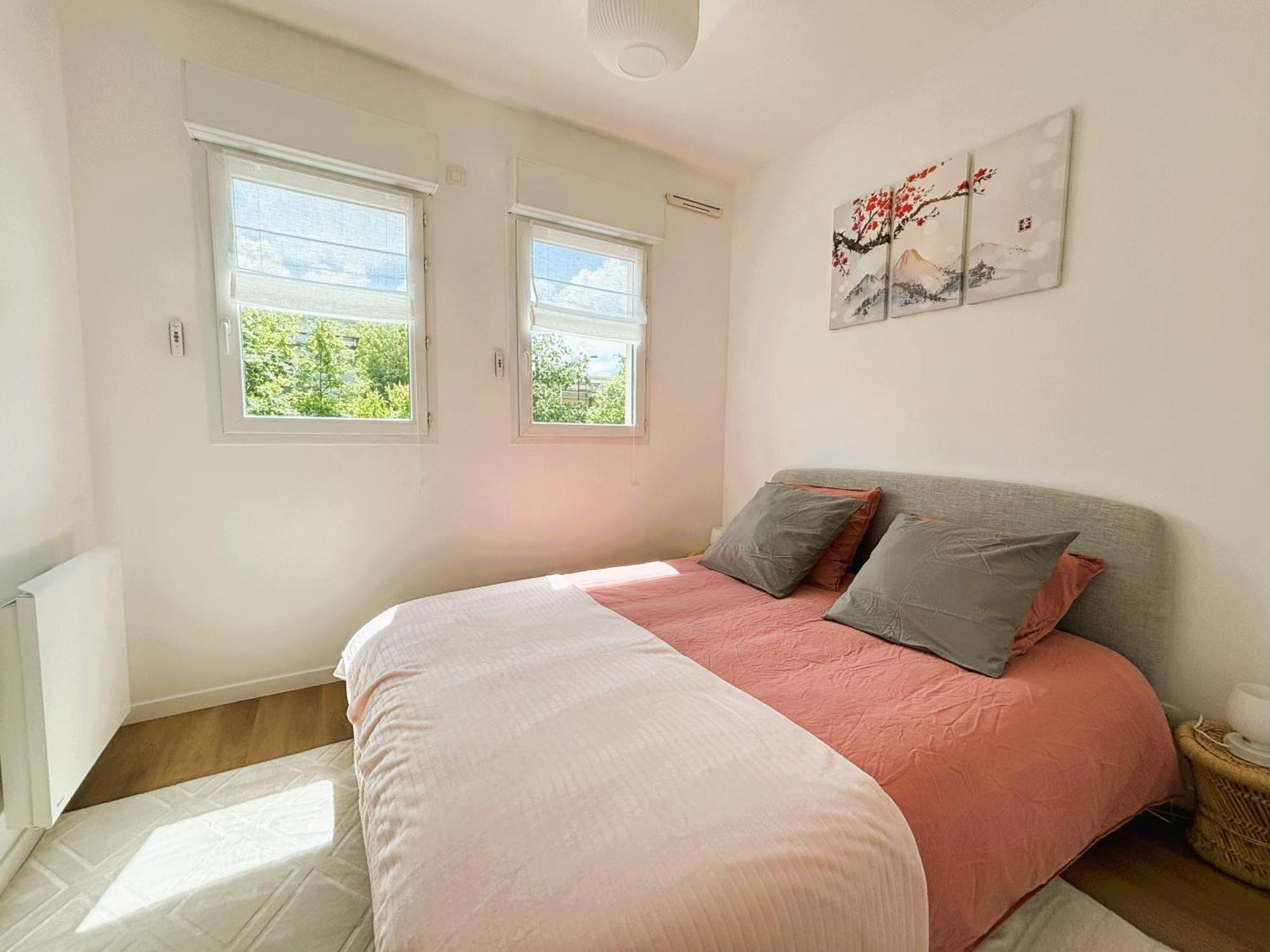 Le Boudoir - 2 Pieces Et Parking Apartment Льо Плеси-Робенсон Стая снимка